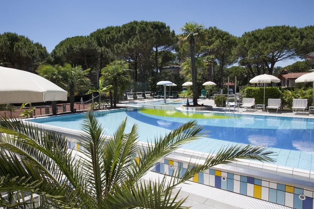 Hotel Delle Nazioni Lignano Sabbiadoro Extérieur photo